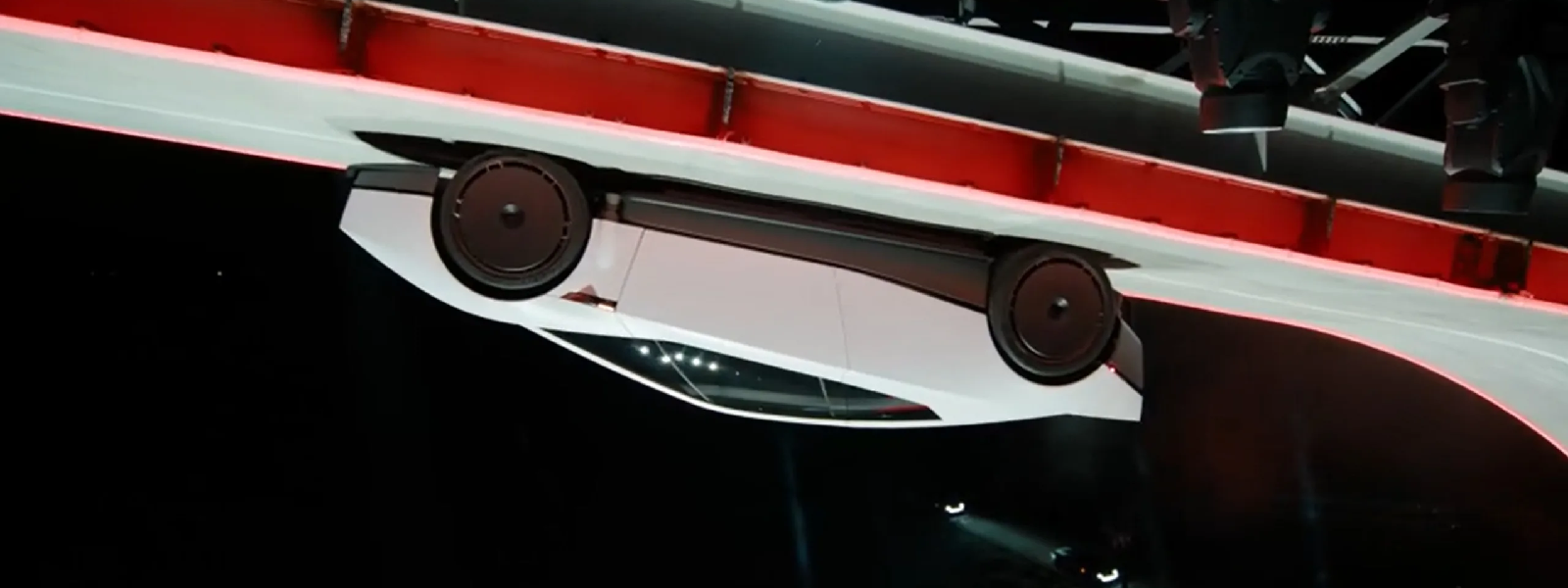 Tesla enseña el Roadster que vuela: Musk dice que los autos voladores ya son reales
